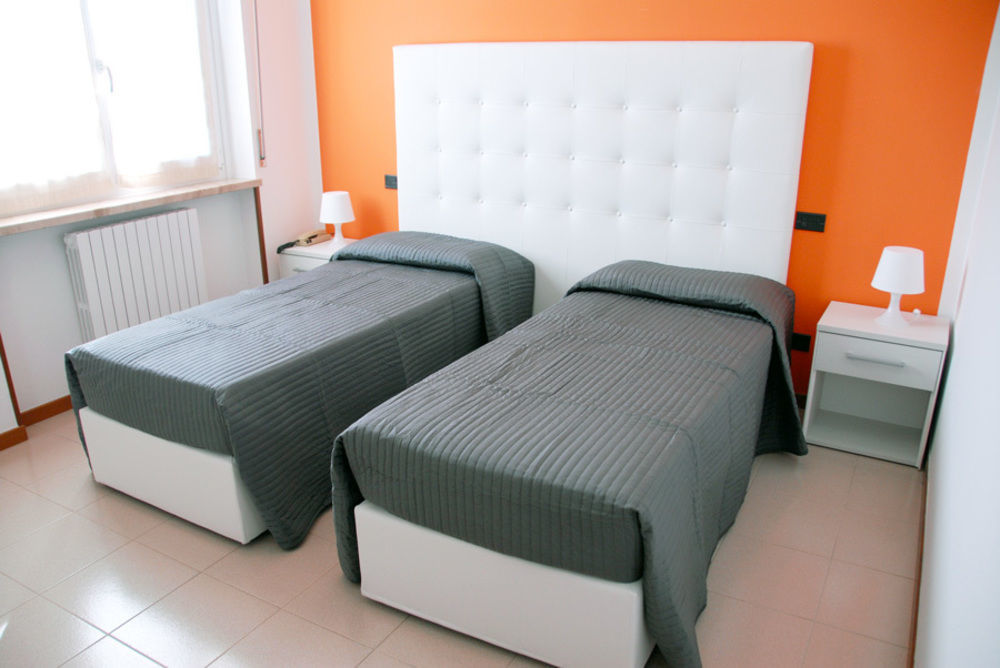 Albergo Al Sole Castelnuovo del Garda Kültér fotó