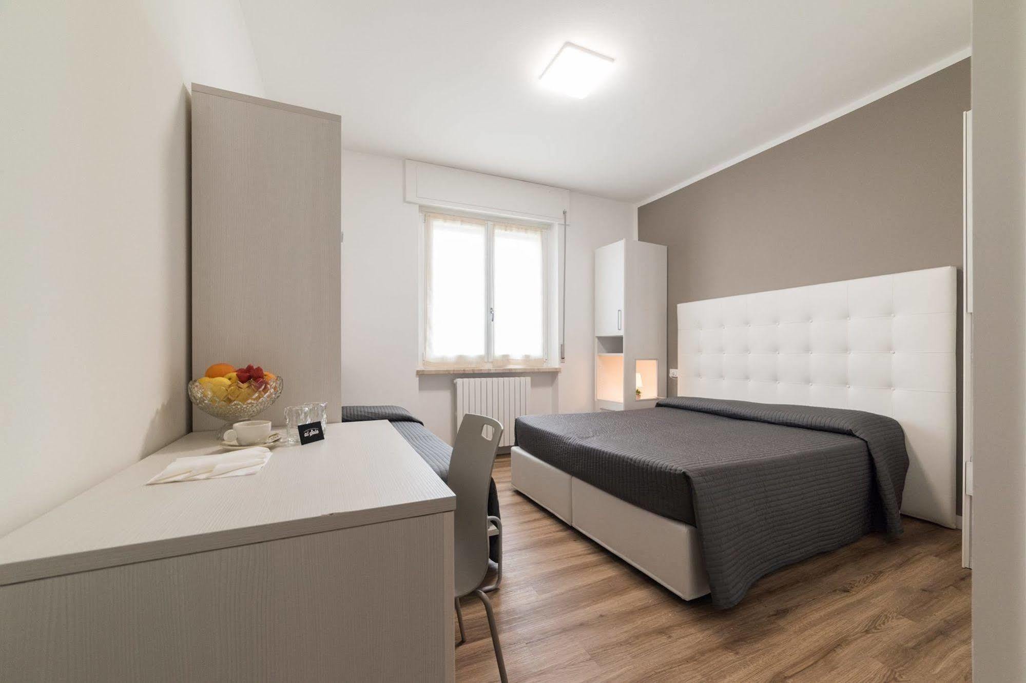 Albergo Al Sole Castelnuovo del Garda Kültér fotó