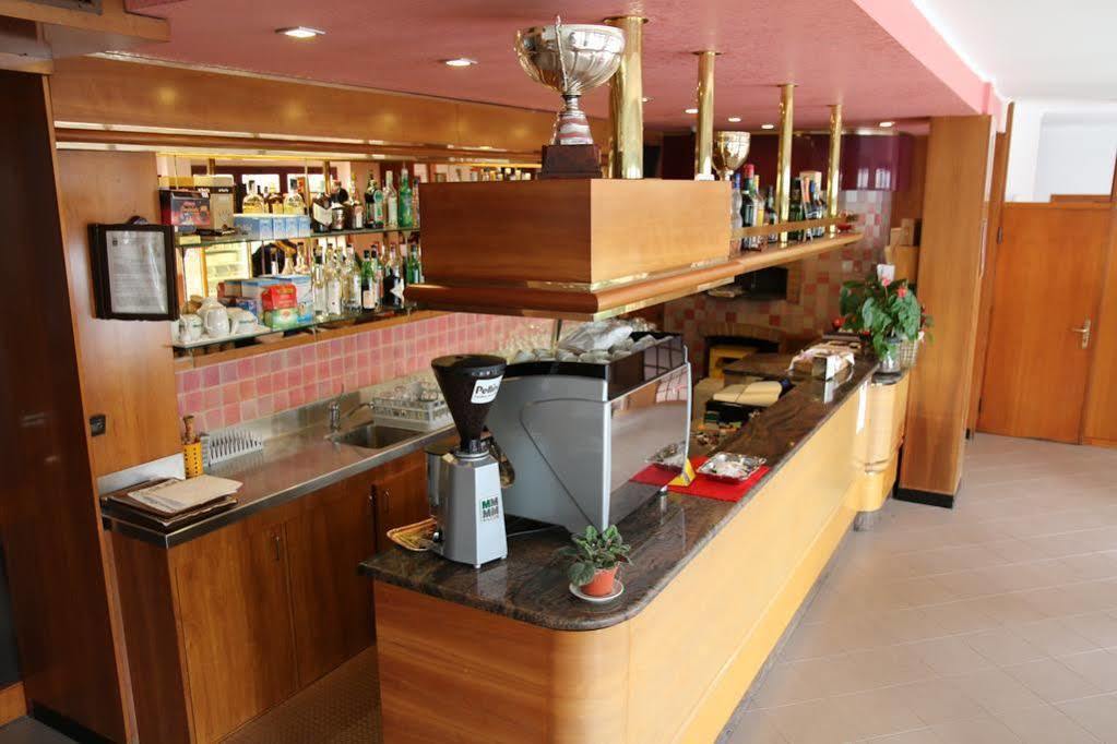 Albergo Al Sole Castelnuovo del Garda Kültér fotó