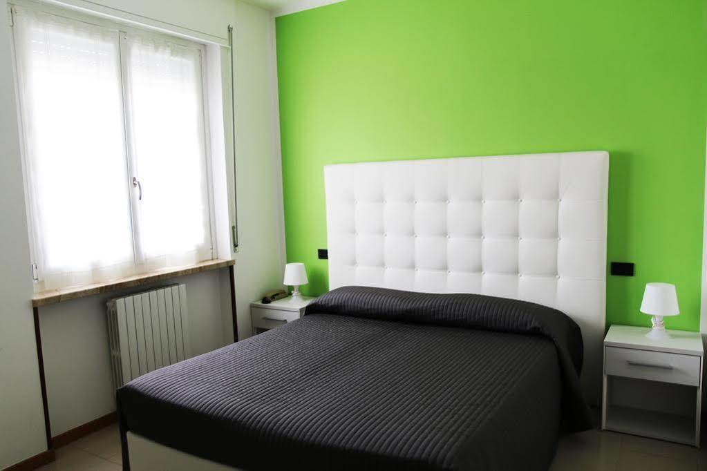Albergo Al Sole Castelnuovo del Garda Kültér fotó